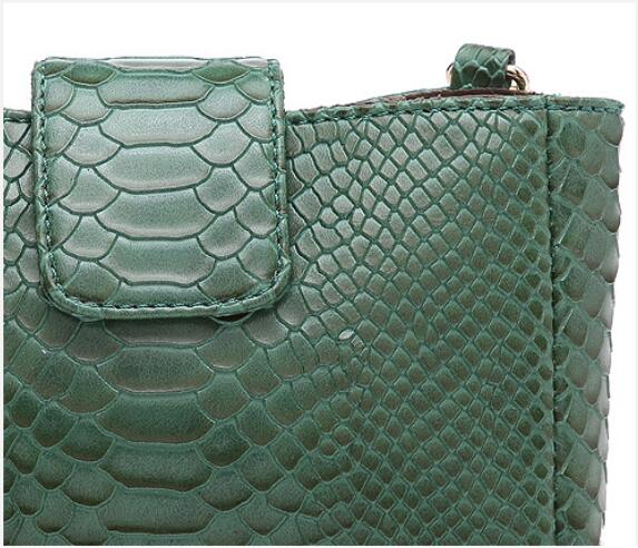 Factory wholesale snake-grain chain bag