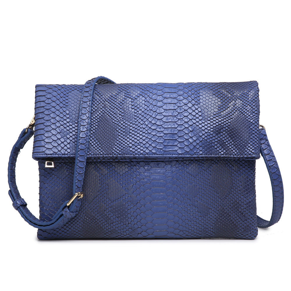 Female folding clutch bag - serpentine grain