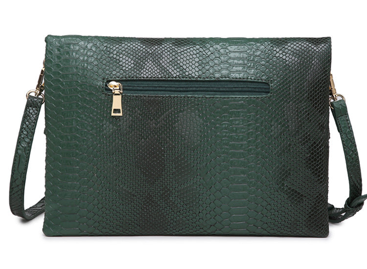 Female folding clutch bag - serpentine grain