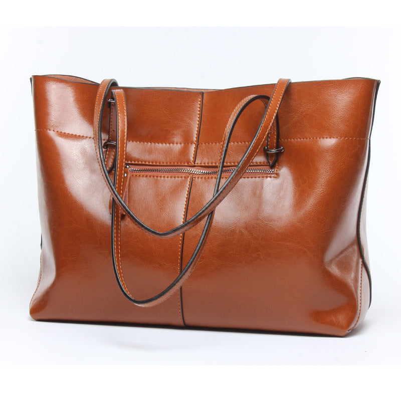 Female trendy large tote bag shoulder bag