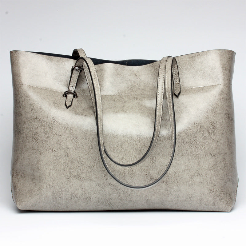 Female trendy large tote bag shoulder bag