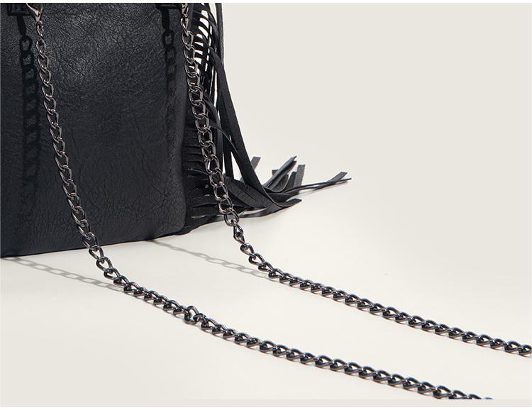 Tassel crossbody mobile phone bag