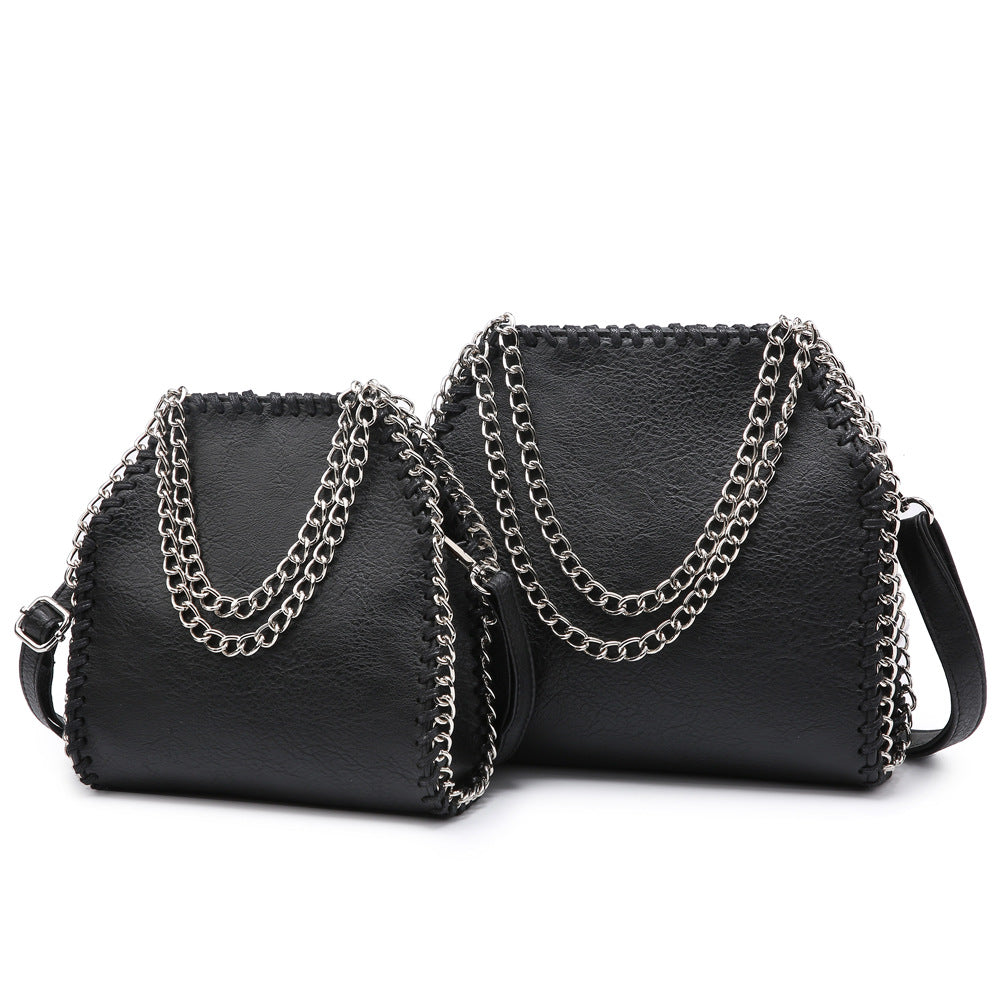 Trendy chain bag for ladies