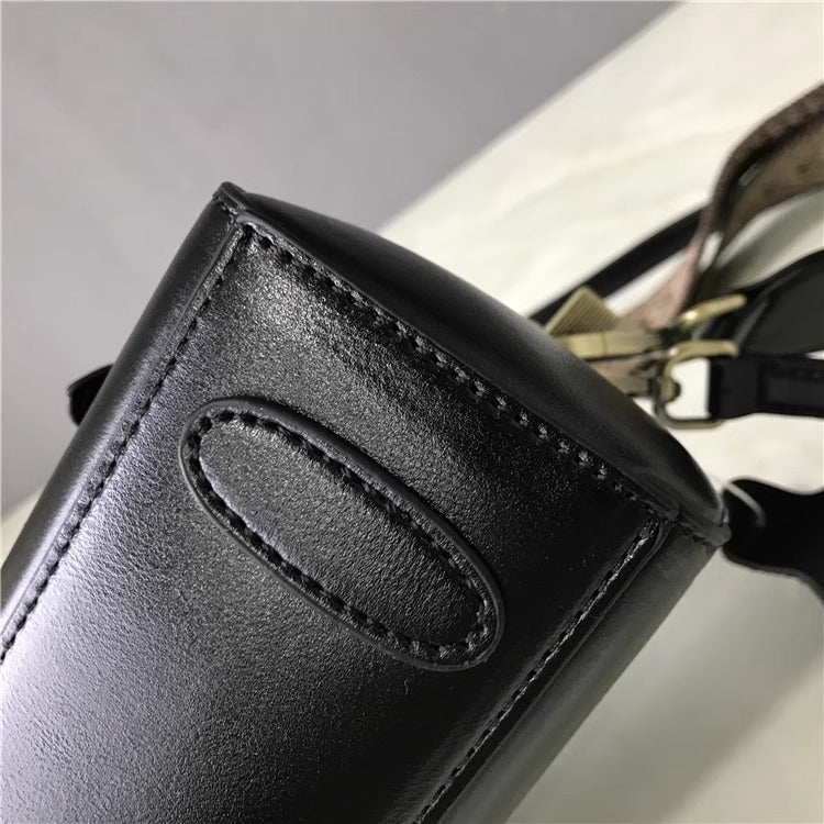 Genuine leather messenger bag factory wholesale