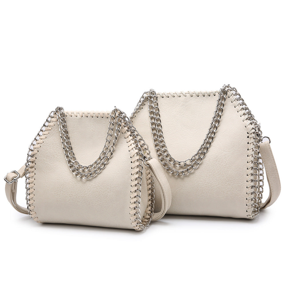 Trendy chain bag for ladies